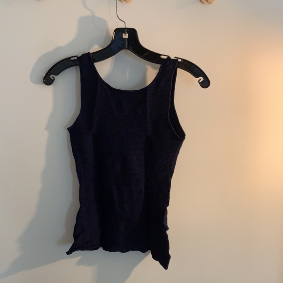 Fitted Tank - Picture 2 of 2